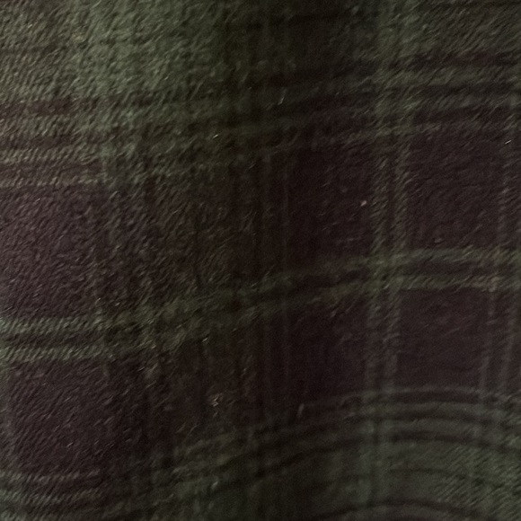 Flannel crop top, long sleeve, longer in back, size large - Picture 3 of 4